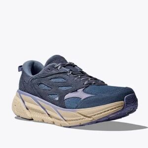 *NWT* Clifton L Suede FP Movement Sneakers